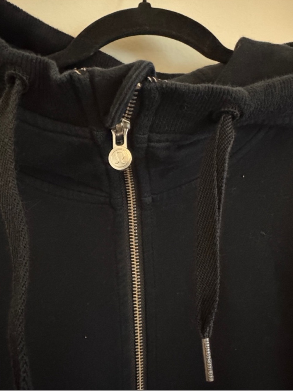 Vtg Lululemon Hoodie View 4